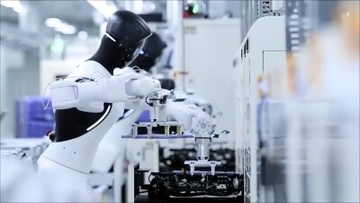 中国の人型ロボットが6日間の工場勤務を99％の作業成功率で完了―英メディア