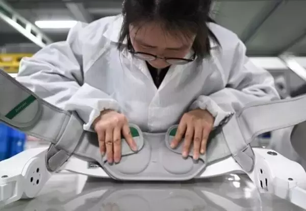 「AIパワードスーツの受注、生産、販売が好調―浙江省杭州市」の画像