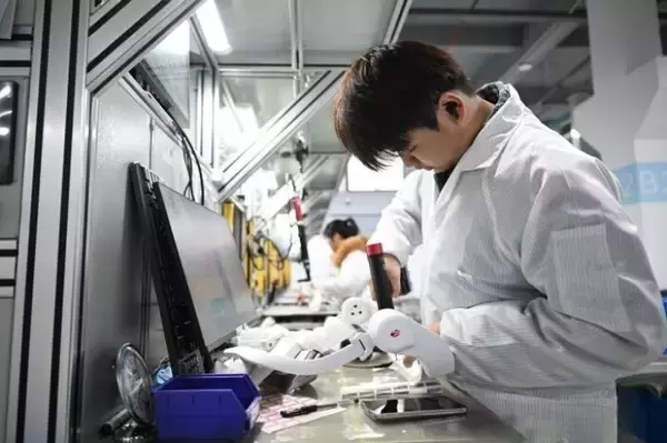 「AIパワードスーツの受注、生産、販売が好調―浙江省杭州市」の画像