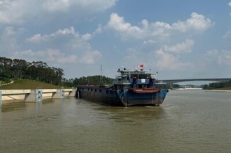 平陸運河の試験船、初日の実船試験を無事終了―中国