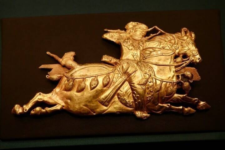 香港故宮文化博物館の金器170点が北京で初公開