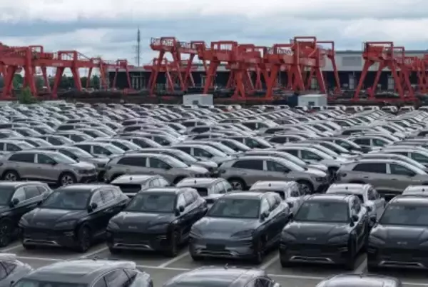 中国の自動車生産・販売台数、17年連続で世界一