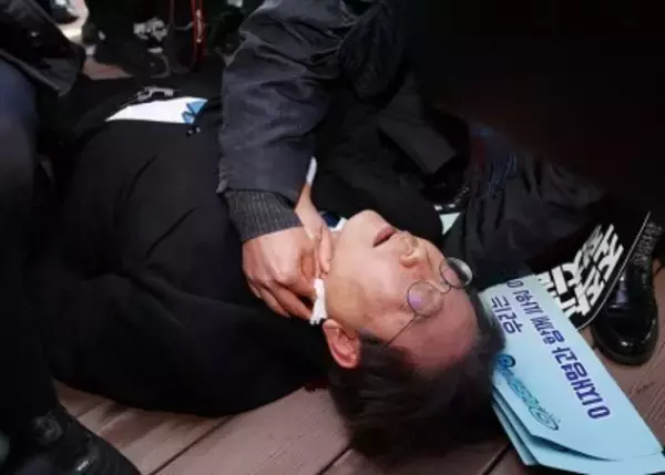 韓国、李在明氏襲撃事件を「テロ襲撃」と指定