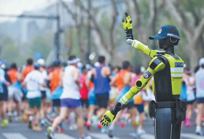 中国の第1陣の交通管理ロボットの働きぶりは？―中国メディア