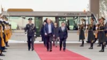 アイルランド首相が北京到着、中国への訪問をスタート