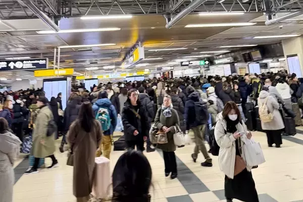 「「災害級…」北海道で大量欠航、コンビニの棚ガラガラ、多くの中国人が足止め―中国メディア」の画像
