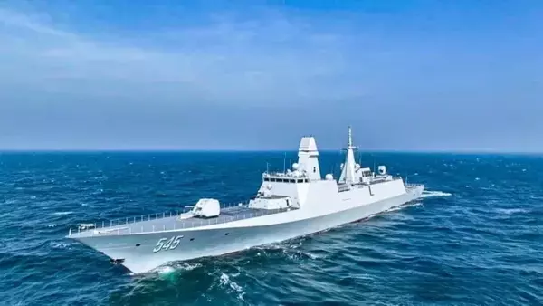 「「漯河」就役1周年、海軍艦艇編隊全体の作戦能力を向上―中国」の画像