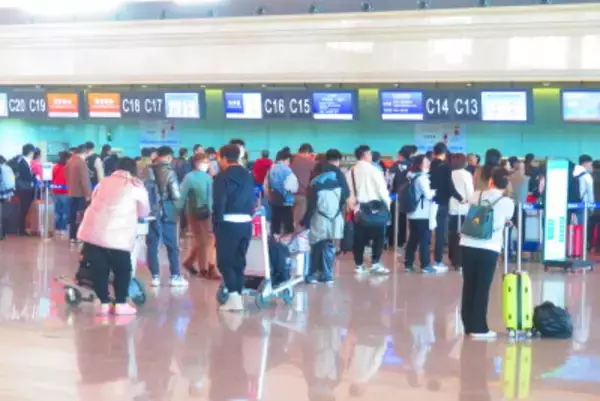 中国の2025年の出入境者数、過去最多の延べ約7億人