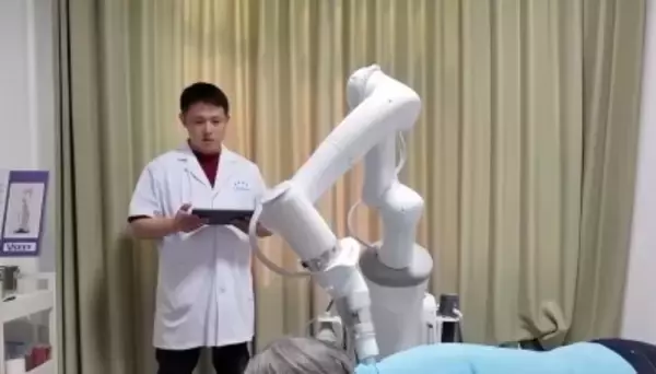 40種以上のウェルネスロボットが集結、世界初のスマート高齢者ケアロボット拠点を構築―北京市