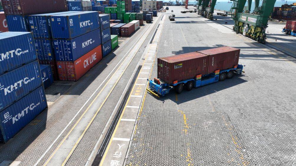 福州港がコンテナ港効率性評価で世界一に、無人搬送車6台で1日3000個を搬送―中国