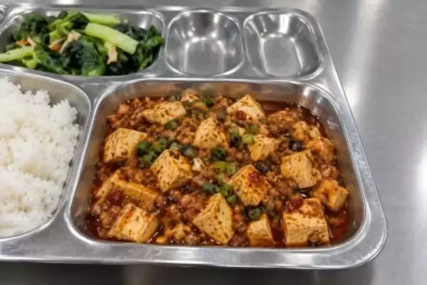 「後払いで食事OK」、安徽省の大学食堂の張り紙が話題に―中国