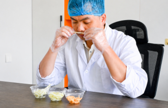 タニシ麺産業で活躍する「嗅ぎ師」とは？―広西壮族自治区柳州市