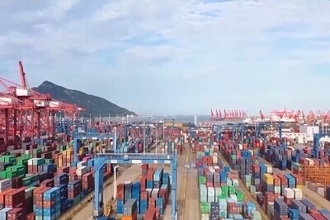 中国の輸出額が15年連続で世界第1位