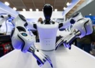 独ハノーバーメッセで中国製ロボットが注目の的に―中国メディア