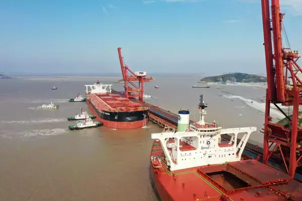 寧波舟山港、世界初の年間取扱貨物量14億トンの港湾に―中国