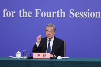 ＜全人代＞王外交部長、軍事行動の停止と情勢の拡大を避けるようイラン情勢関係各方面に呼びかける
