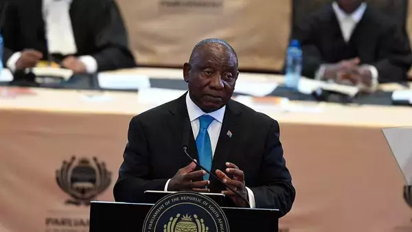 南アフリカ大統領、口蹄疫の流行を「国家災害」に指定