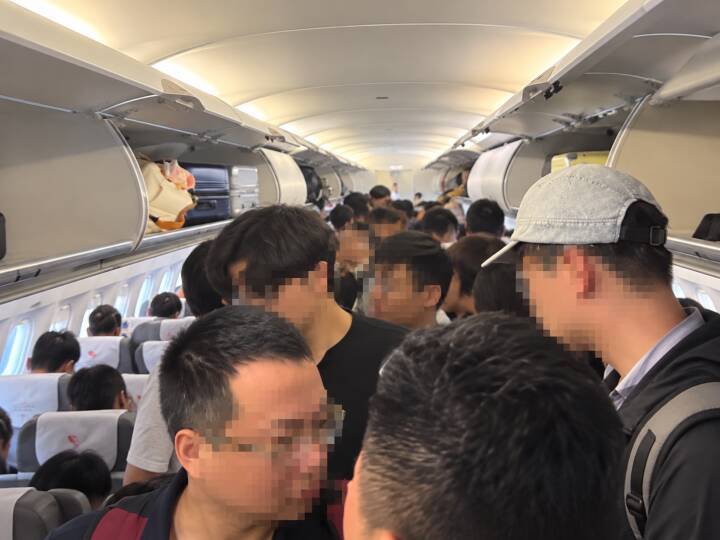 乗客が降機中に所持していたモバイルバッテリーが発火、湖南航空「けが人なし」―中国