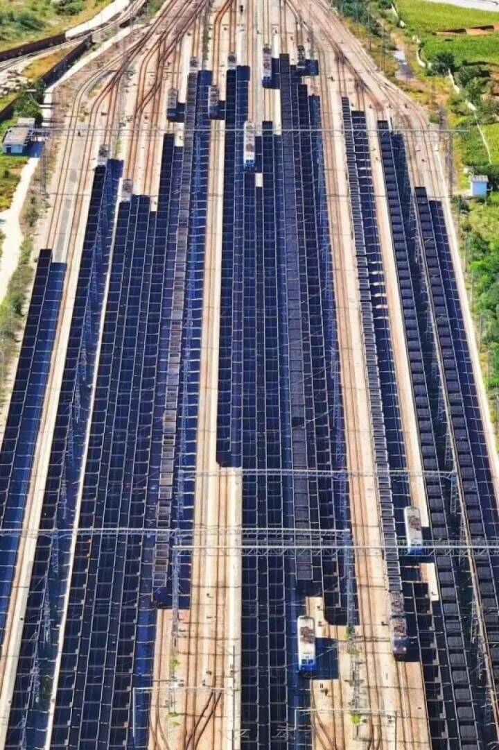 長すぎる石炭列車が今年も運行、いったい何両編成？―中国