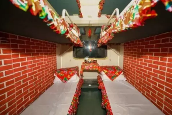 中国東北エリアの民家の気分を味わえる「雪国列車」が運行―黒竜江省