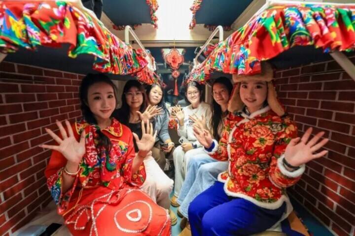 中国東北エリアの民家の気分を味わえる「雪国列車」が運行―黒竜江省