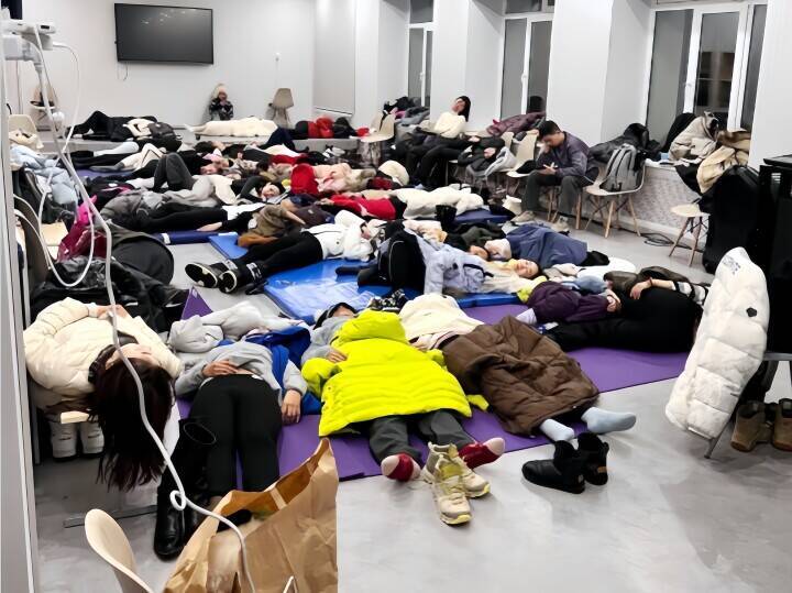 ロシアの村で中国人観光客100人余りが40時間以上足止め、中国ネット「これが日本なら…」