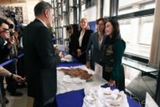 フランス下院が文化財返還法案を全会一致で可決