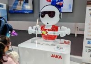 「中国ブランドデー」初のロボット専用エリア、高度な技を競う