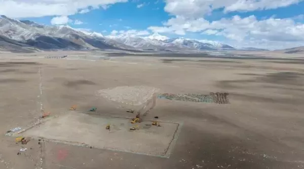 「世界で標高が最高となるトラフ型太陽熱発電所が着工―チベット自治区」の画像