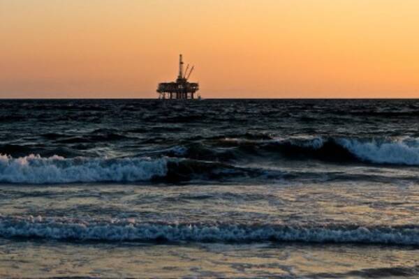 中国最大の海上石油・天然ガス企業が米英加から撤退か、背景に何が？