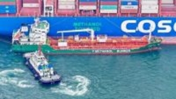 青島港で初のグリーンメタノールの船舶間バンカリング実施―中国