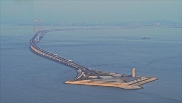 中国南東部の大湾区、深中通路の西人工島が観光客に一般公開