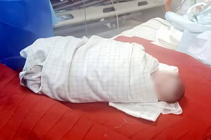 腹痛で緊急搬送された女性、本人もビックリの妊娠判明、23分後に出産―中国