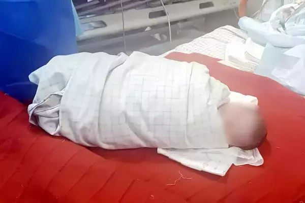 「腹痛で緊急搬送された女性、本人もビックリの妊娠判明、23分後に出産―中国」の画像