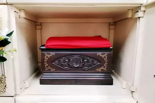 「中国で広がる空きマンションでの遺灰保管が禁止に―シンガポールメディア」の画像