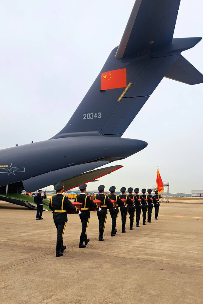 13回目となる在韓中国人民志願軍烈士の遺骨引き渡し式典、12人の遺骨を引き渡し