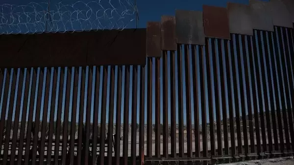 メキシコ国境の壁、2027年末までの完成見込む―米当局関係者