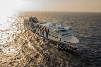 船舶内装を100％国産化、中国初の国産大型輸出向け二元燃料カーフェリーが引き渡し