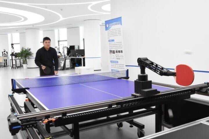 「エンボディドAIロボット」実験室でトレーニングテスト―中国