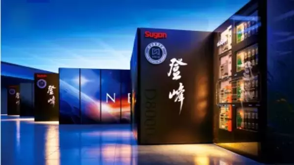 中国初の完全国産の10万GPUクラスターのAIスーパークラスターが稼働