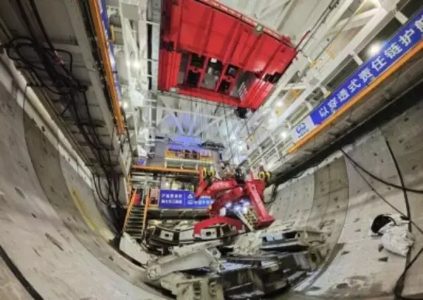 世界最大直径の高速鉄道用シールドマシンが長江横断に成功―中国