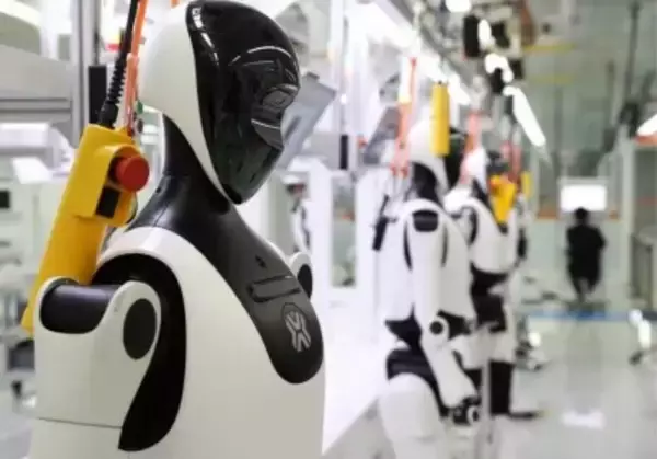 中国製ロボットが英国の小売業をスピードアップ―英メディア
