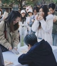 70歳の高齢女性が人生初の本を出版、ファン10万人を獲得―中国