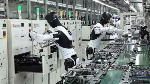 AIロボットが工場の「正社員」に、中国製造業で進む常態化と雇用の行方