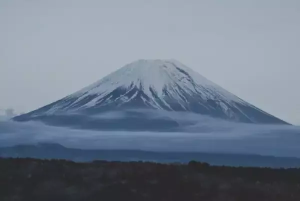 富士山の山小屋に巨大な旭日旗、韓国で問題視＝ネット「戦犯旗だ」「反日扇動が始まった」