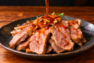 客「牛肉の煮込みの食感が変」、店「よく煮込んでるからです」、成分を調べてみたら…―中国