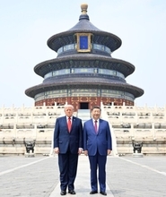 習近平主席とトランプ米大統領、天壇公園を見学