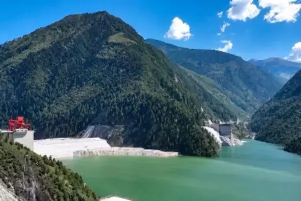 ダムの高さが世界一の水力発電所、第1期がフル稼働―中国