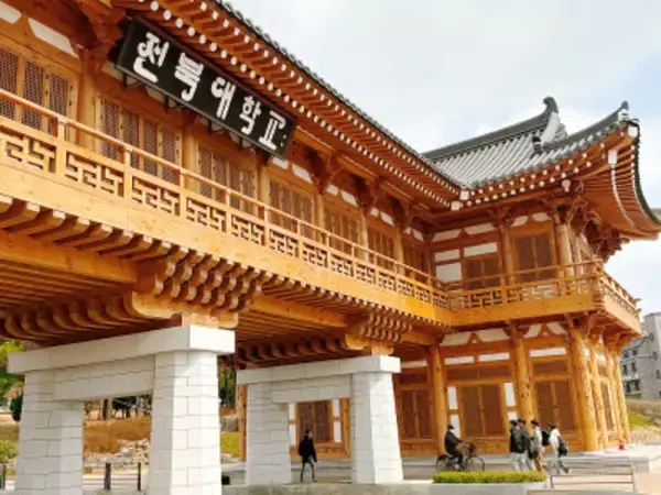 韓国、留学生激増で宿舎争奪戦―韓国メディア