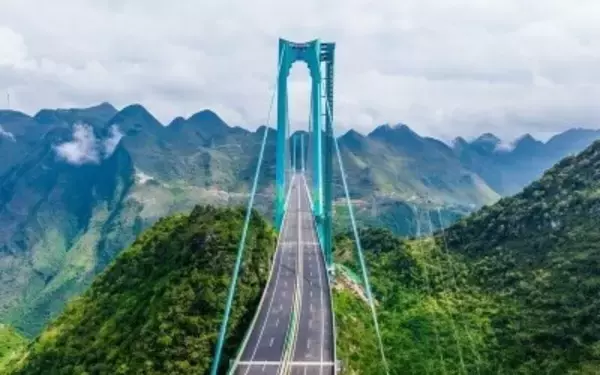 米誌タイムの「世界で最も素晴らしい場所2026」、中国の花江峡谷大橋が選出